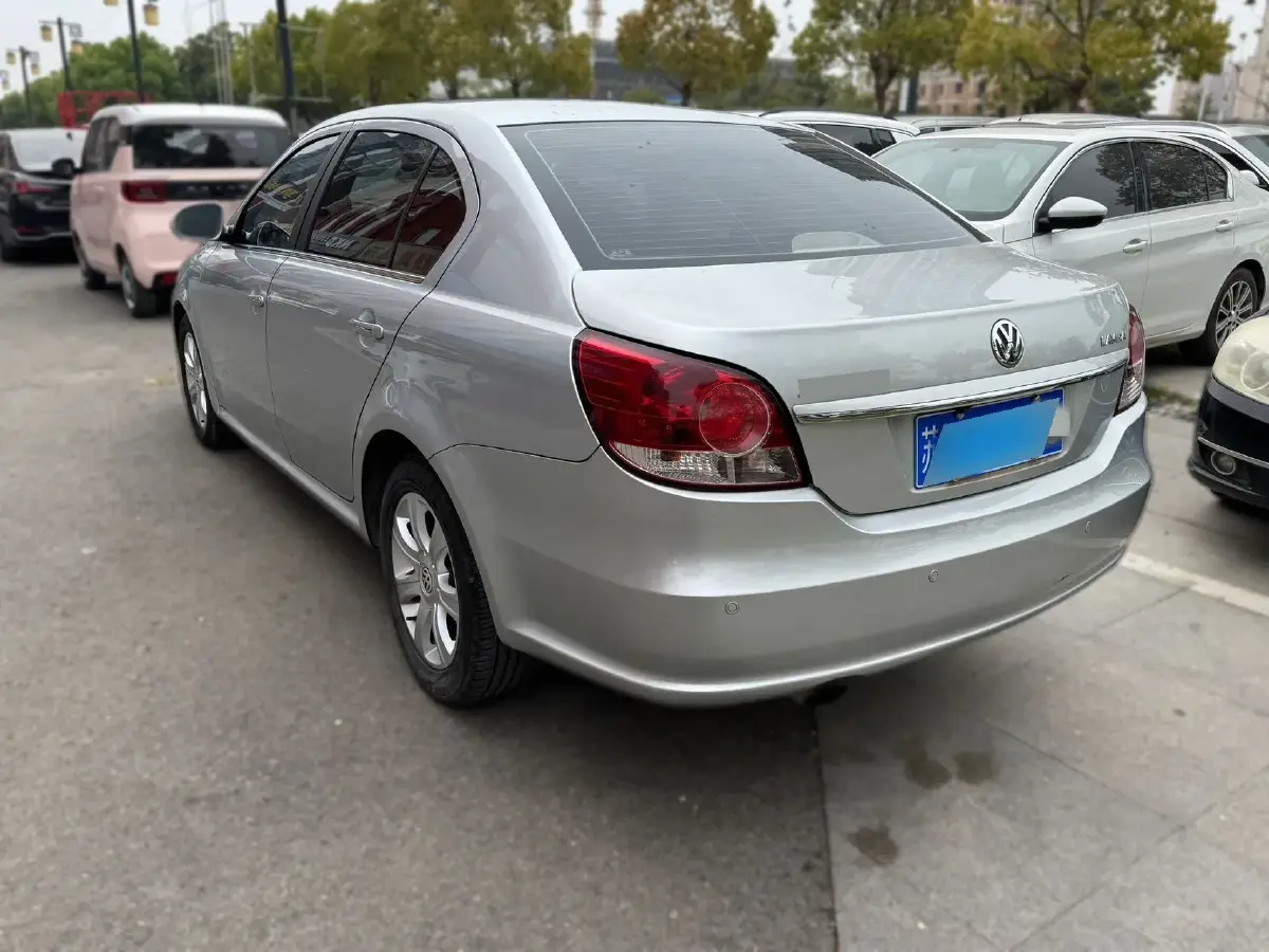 2011 Volkswagen Lavida 1.4T 131HP L4 7DCT