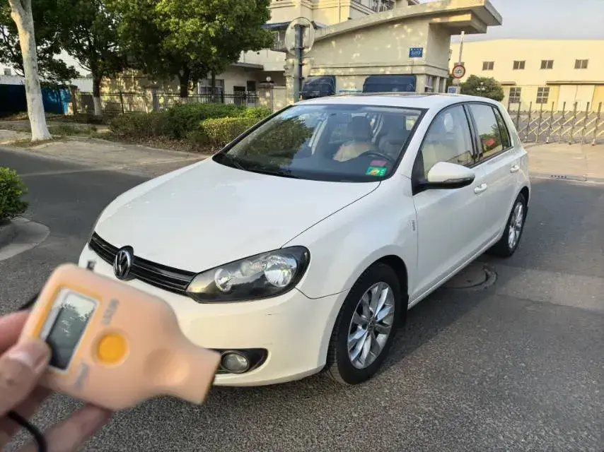 2011 Volkswagen Golf 1.4T 131HP L4 7DCT