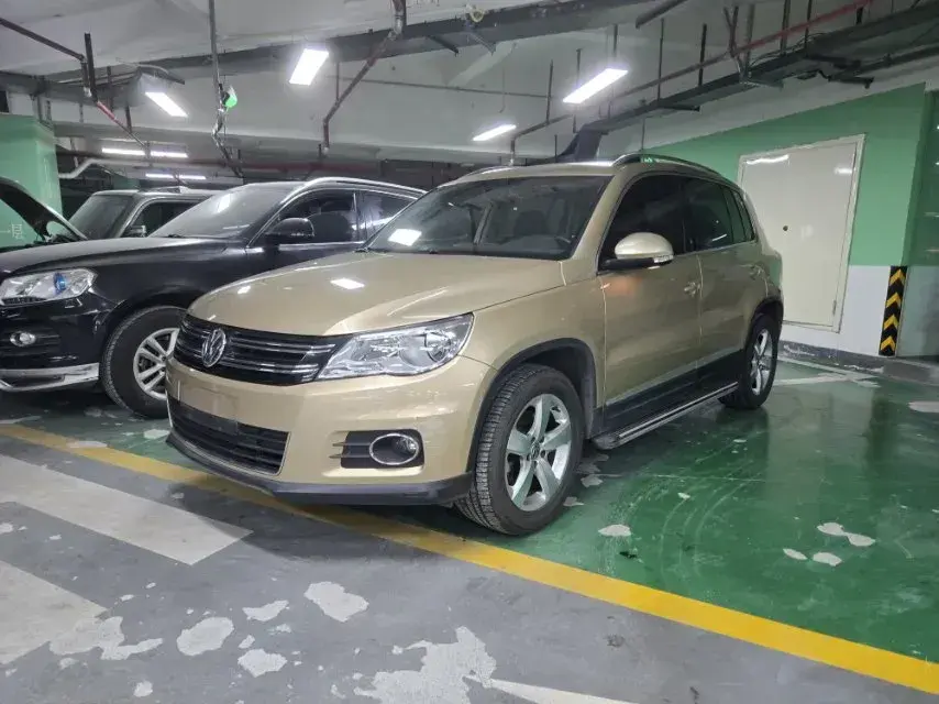 2012 Volkswagen Tiguan 1.8T 160HP L4 6AT