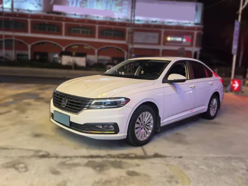 2018 Volkswagen Lavida 1.5L 116HP L4 5MT