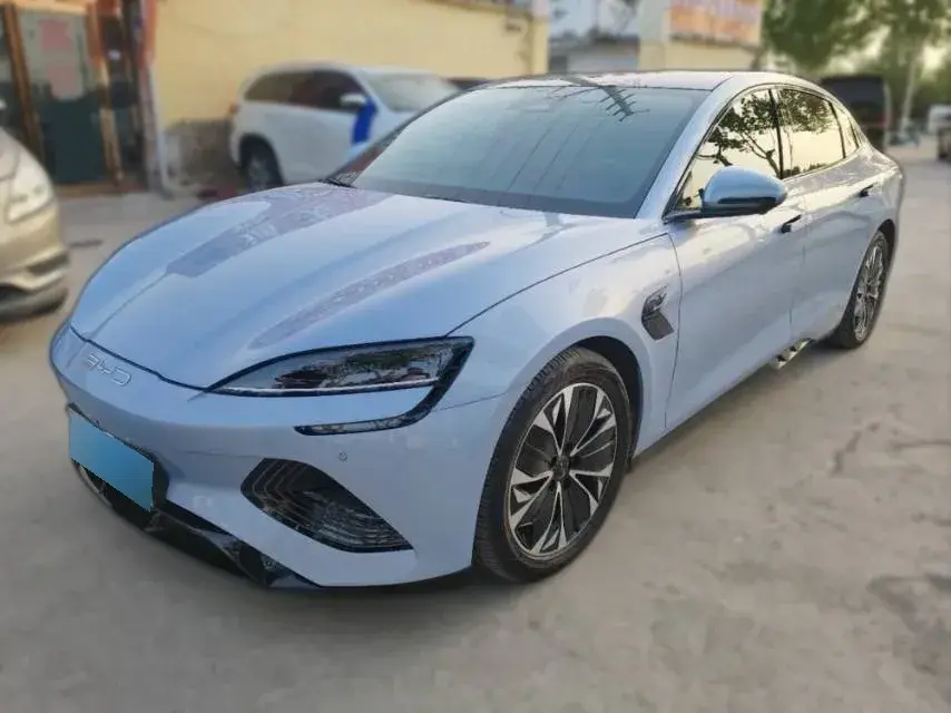 2023 BYD Seal BEV 82.5KWH