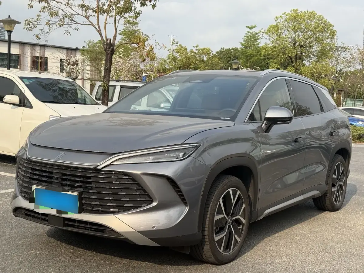 2024 BYD SongL DM-i 1.5L 101HP L4 E-CVT PHEV 26.6KWH