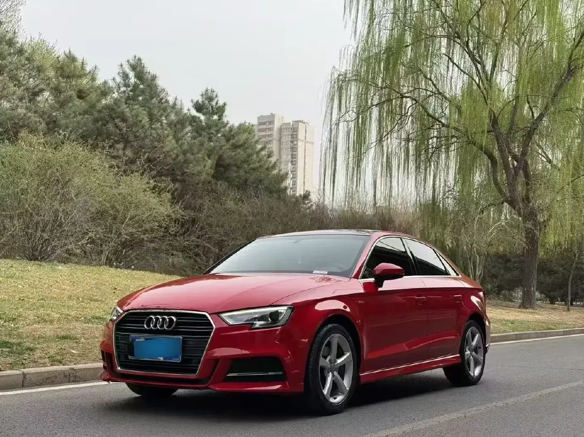 2018 Audi A3 1.4T 150HP L4 7DCT
