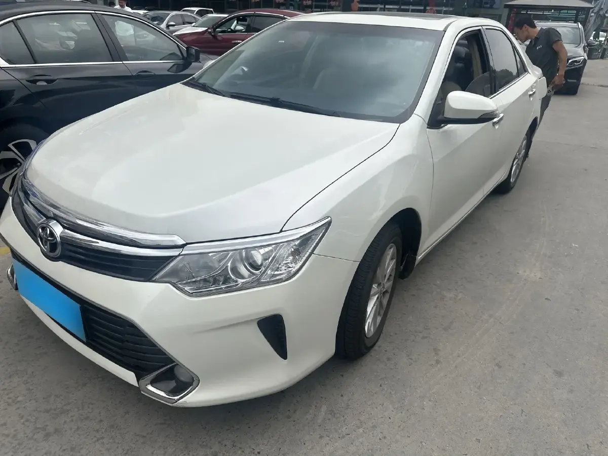 2016 Toyota Camry 2.0L 167HP L4 6AT