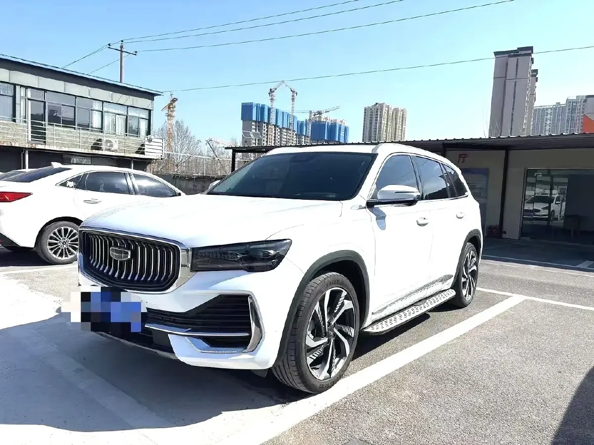 2023 Geely Monjaro 2.0T 238HP L4 8AT