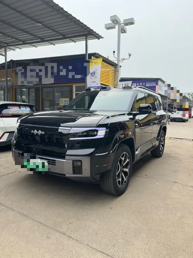 2025 FangChengBao Bao 8 2.0T 272HP L4 E-CVT PHEV 36.8KWH