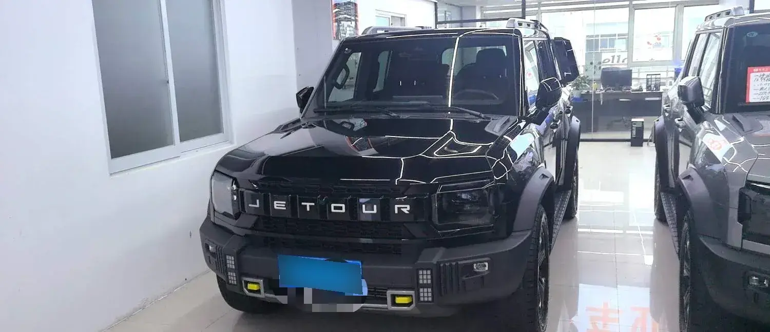 2023 Jetour Traveller 2.0T 254HP L4 7DCT