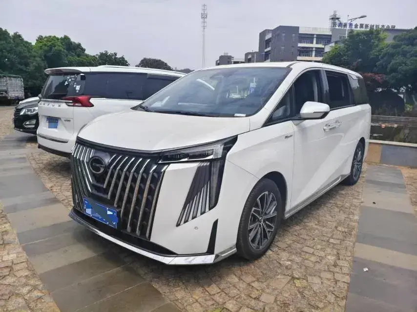 2024 GAC Trumpchi M8 2.0T 252HP L4 8AT