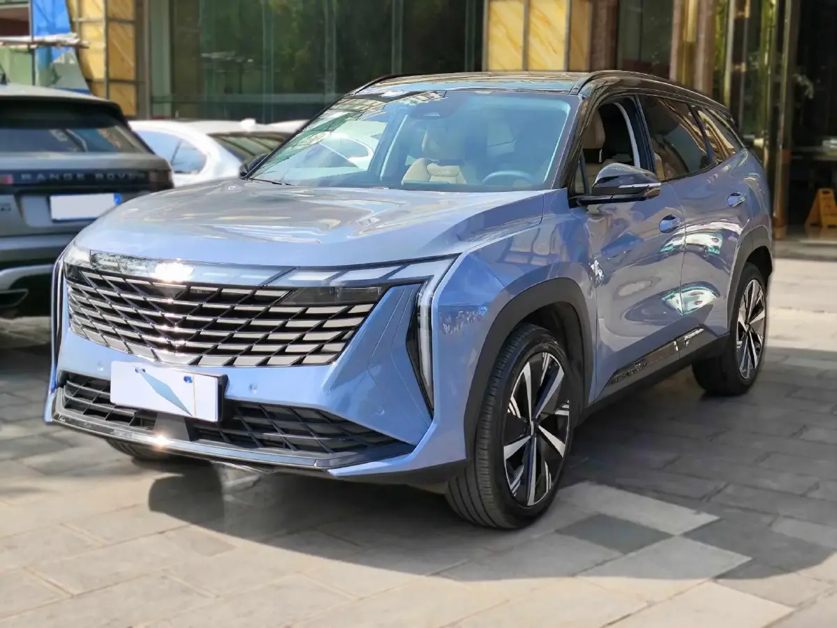 2023 Geely StarRay 1.5T 181HP L4 7DCT