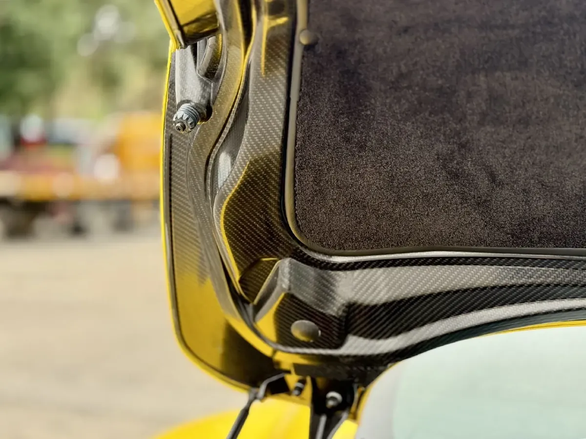 2013 Aston Martin Vanquish 6.0L 573HP V12 6AT,autocango,china used car exporter,china ev exporter,chinese used car exporter,chinese used ev exporter