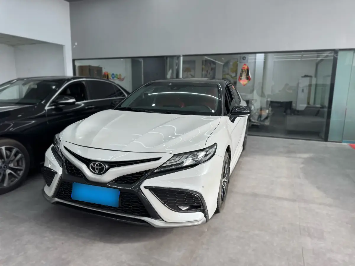 2022 Toyota Camry 2.0L 178HP L4 CVT