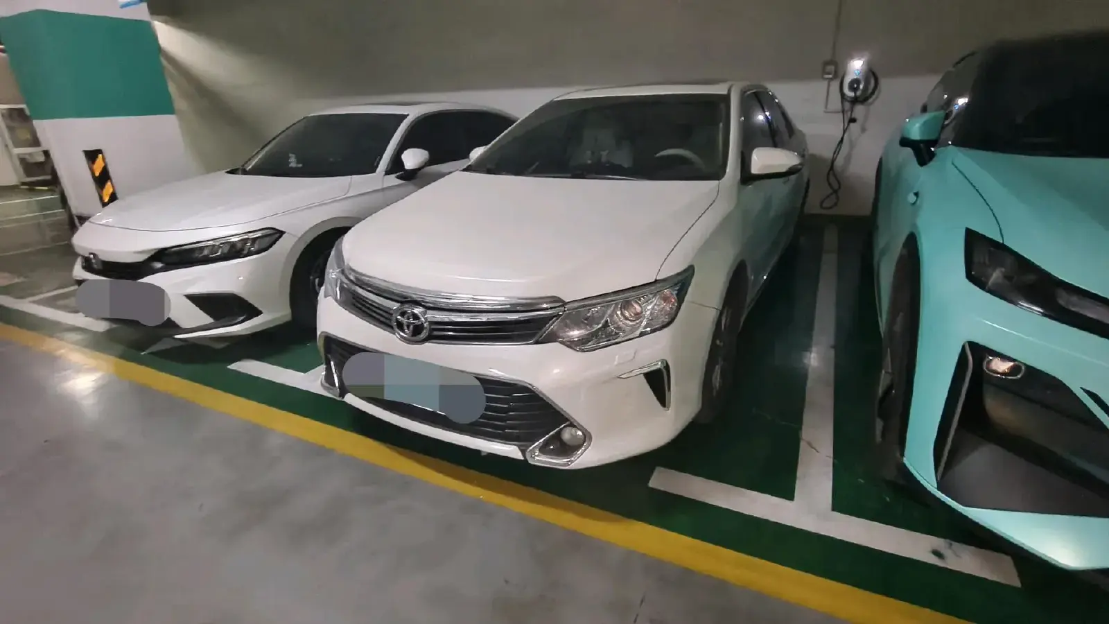 2016 Toyota Camry 2.0L 167HP L4 6AT