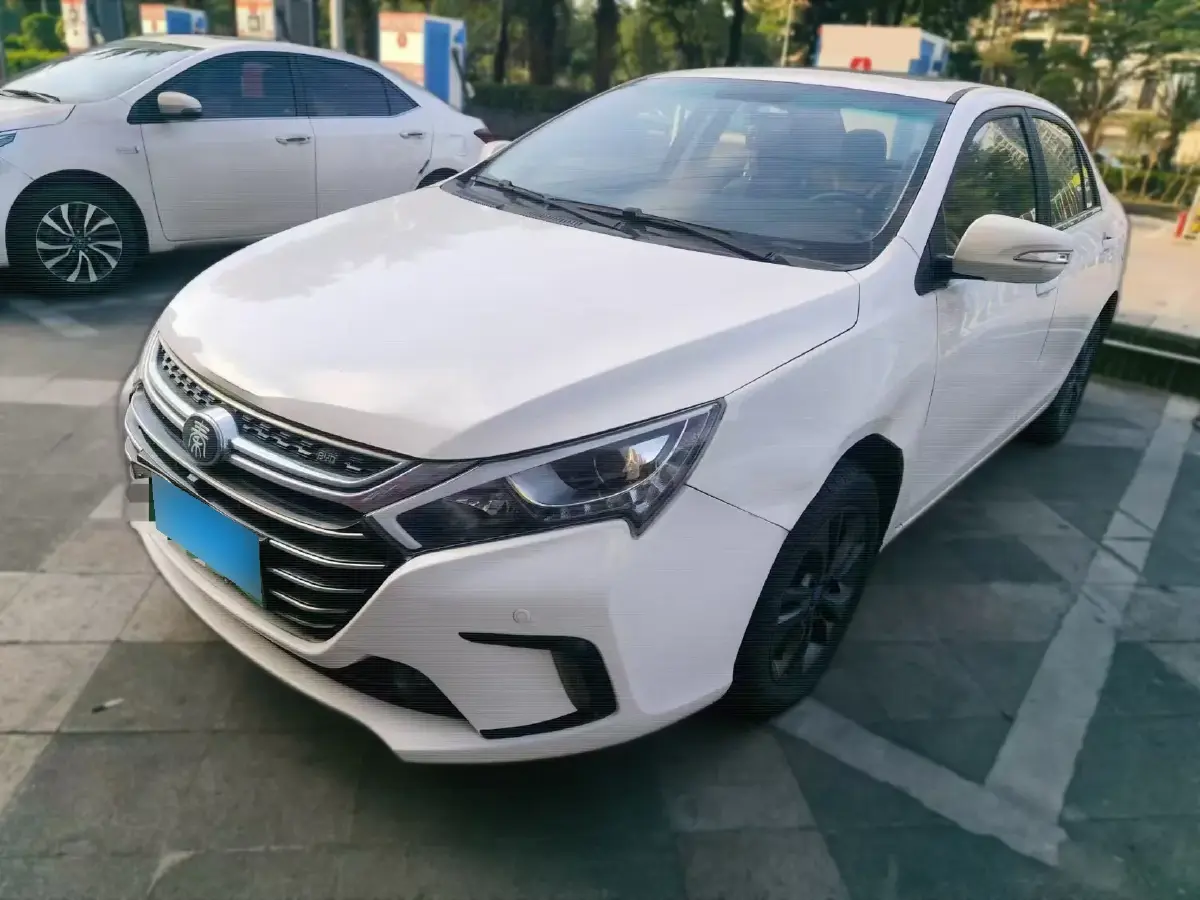 2018 BYD Qin 1.5T 154HP L4 6DCT PHEV 15.2KWH