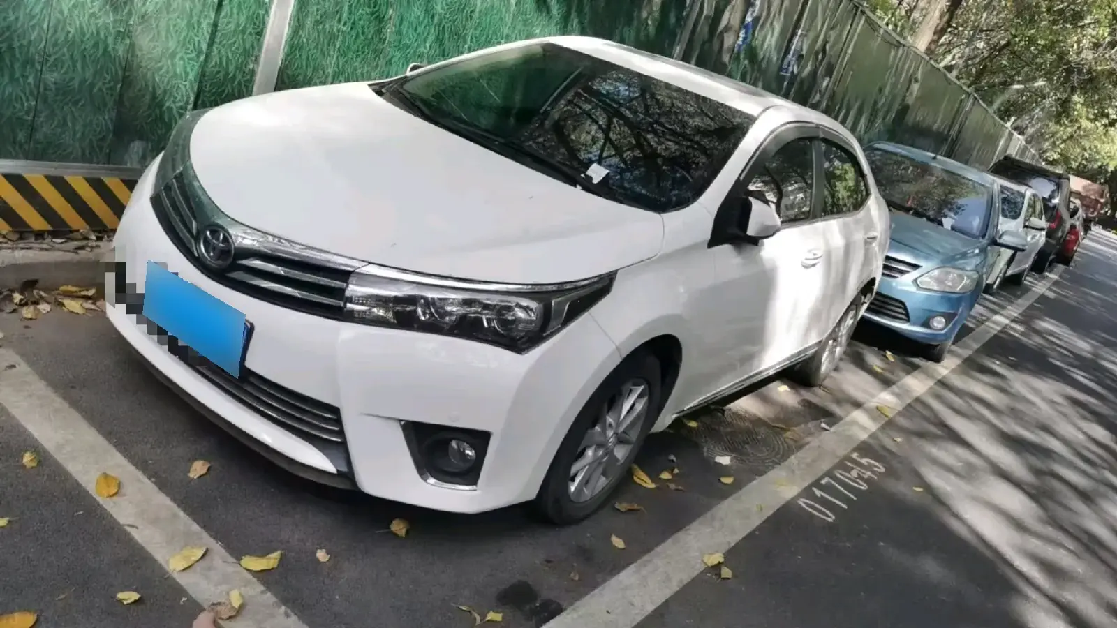 2014 Toyota Corolla 1.6L 122HP L4 CVT