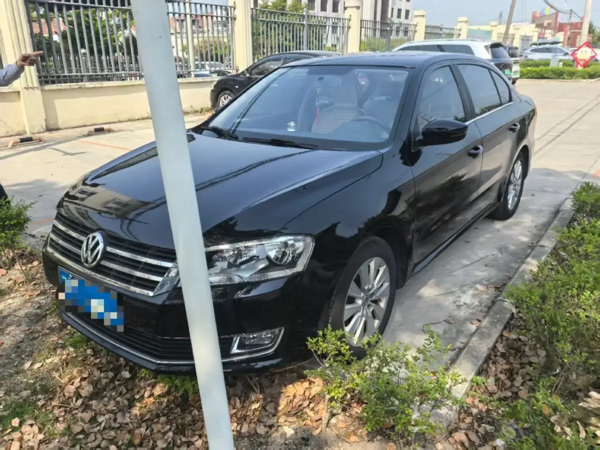 2013 Volkswagen Lavida 1.4T 131HP L4 7DCT