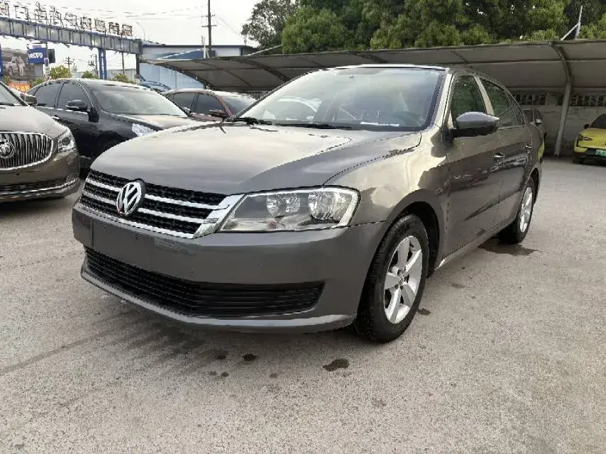 2013 Volkswagen Lavida 1.6L 110HP L4 5MT