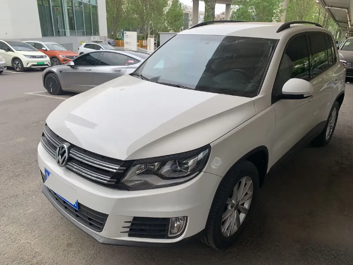 2016 Volkswagen Tiguan 1.4T 150HP L4 6DCT