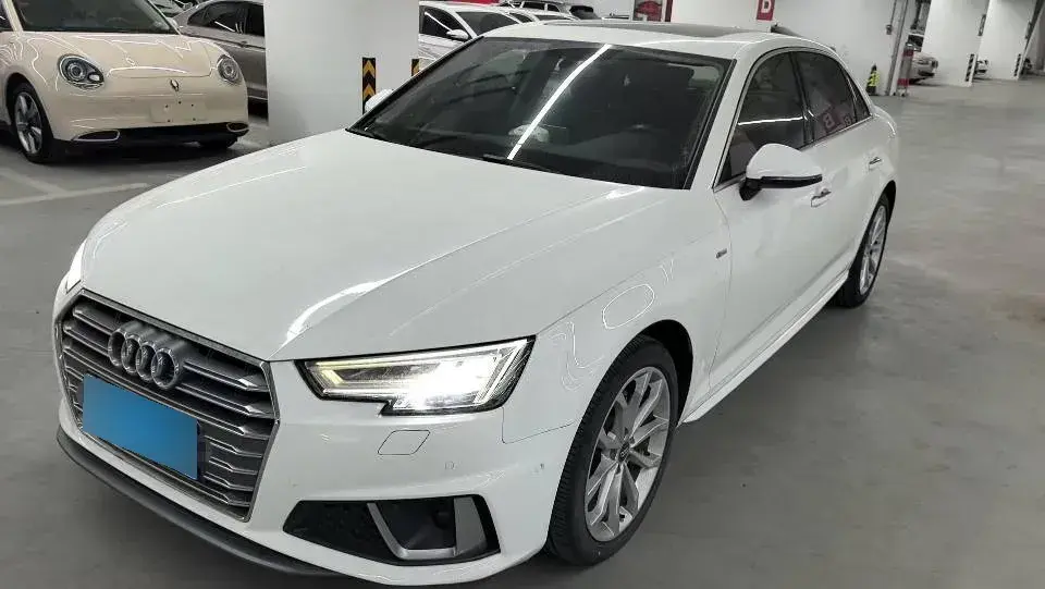 2019 Audi A4L 2.0T 190HP L4 7DCT