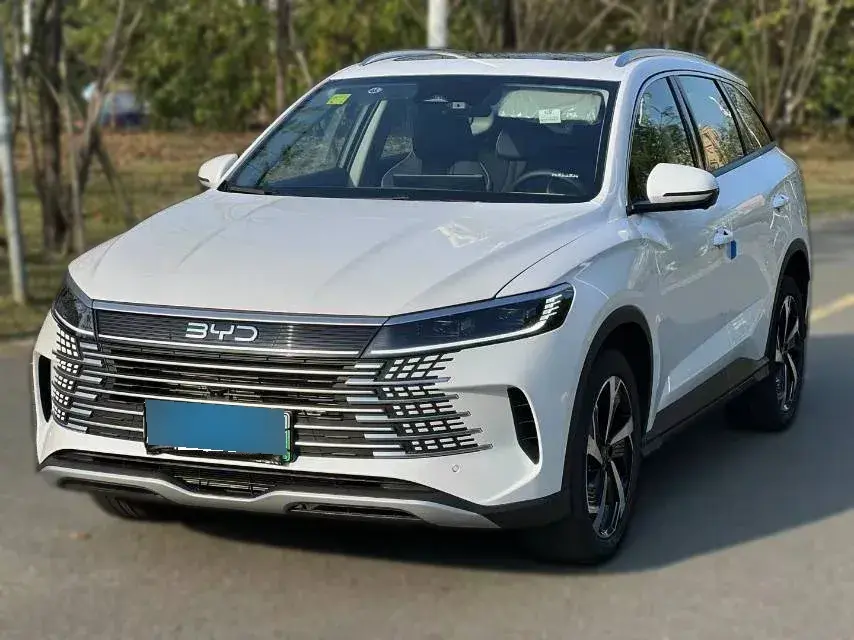 2025 BYD Sea Lion 05 DM-i 1.5L 101HP L4 E-CVT PHEV 18.3KWH