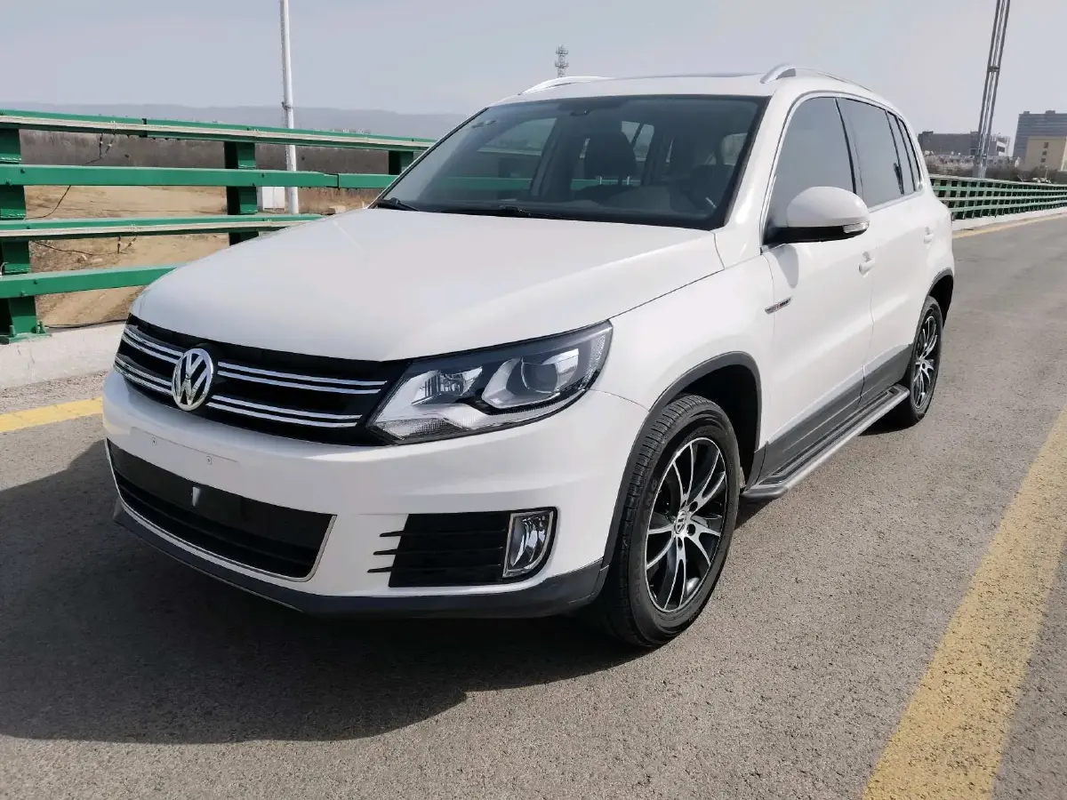 2016 Volkswagen Tiguan 1.8T 160HP L4 6AT