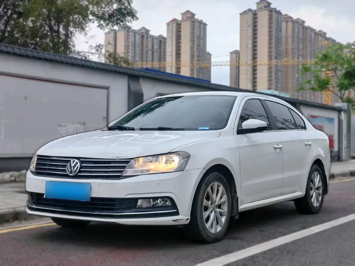2017 Volkswagen Lavida 1.4T 131HP L4 7DCT