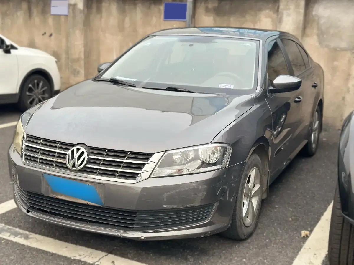 2013 Volkswagen Lavida 1.6L 110HP L4 5MT