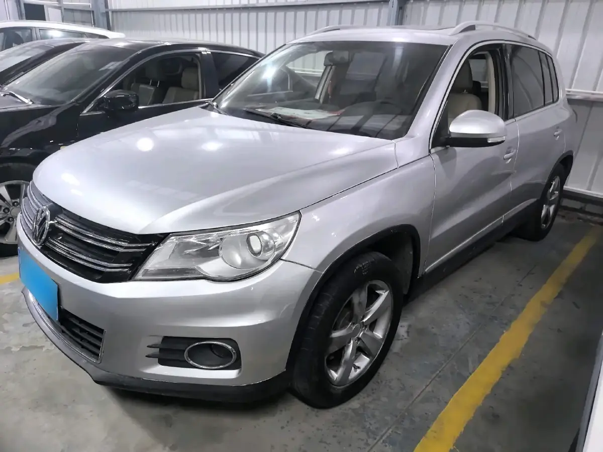 2010 Volkswagen Tiguan 1.8T 160HP L4 6AT