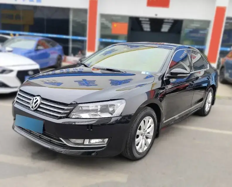 2014 Volkswagen Passat 1.8T 160HP L4 7DCT