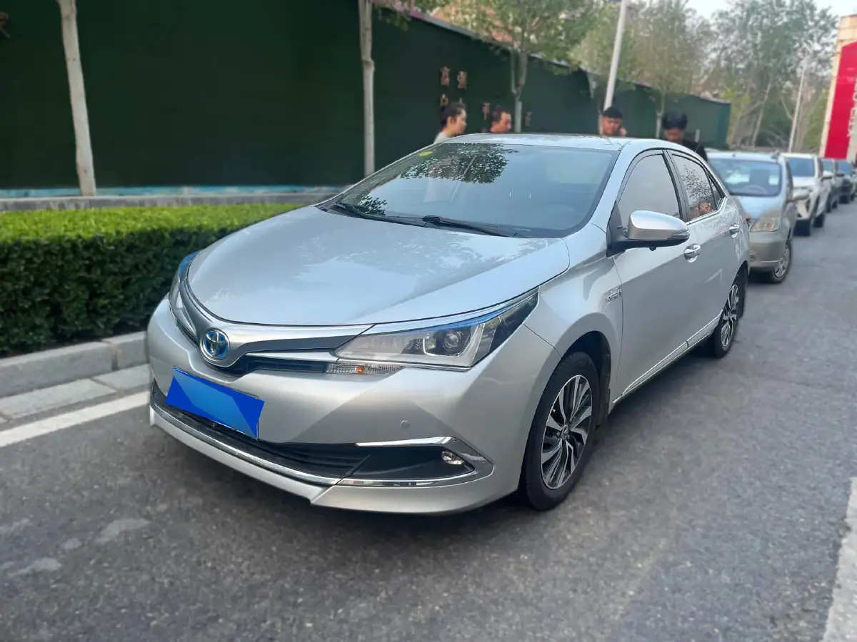 2016 Toyota Corolla 1.8L 99HP L4 E-CVT Hybrid