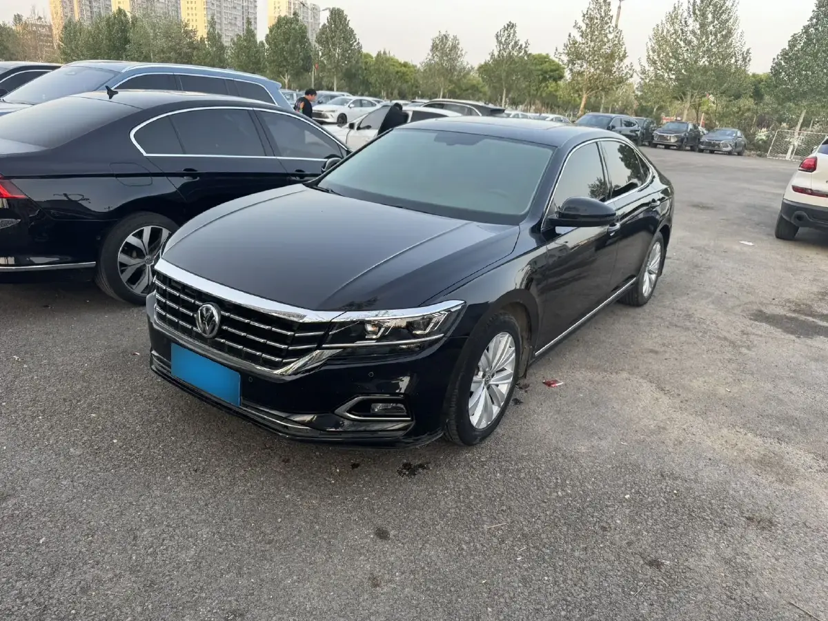 2019 Volkswagen Passat 1.4T 150HP L4 7DCT