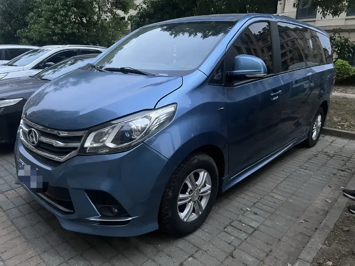 2016 MAXUS G10 2.0T 224HP L4 6AT