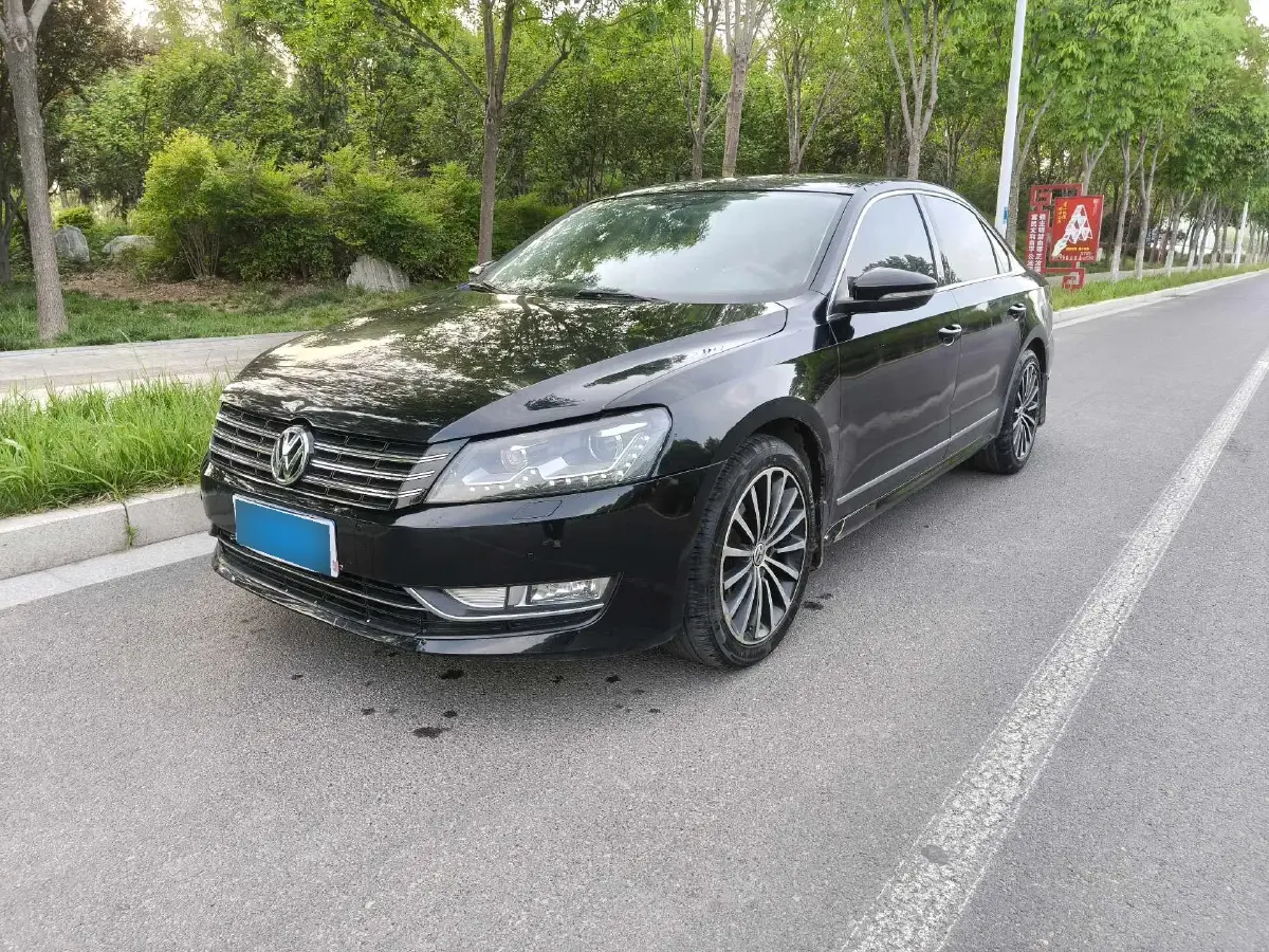 2014 Volkswagen Passat 1.8T 160HP L4 7DCT