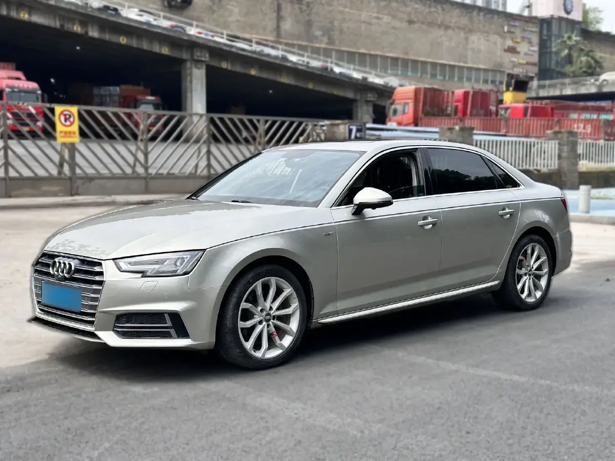 2019 Audi A4L 2.0T 190HP L4 7DCT