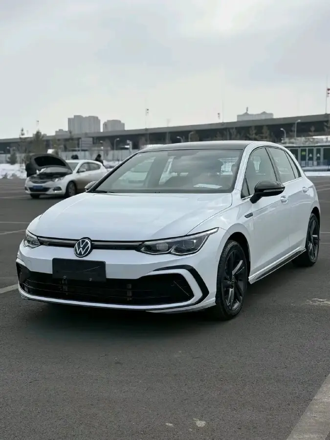 2021 Volkswagen Golf 1.4T 150HP L4 7DCT
