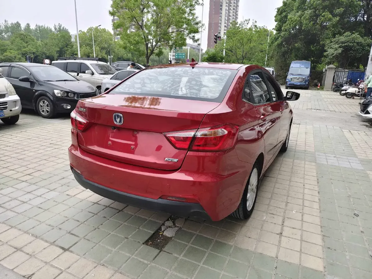 2015 ChangAn Alsvin V7 1.6L 124HP L4 5MT,autocango,china used car exporter,china ev exporter,chinese used car exporter,chinese used ev exporter