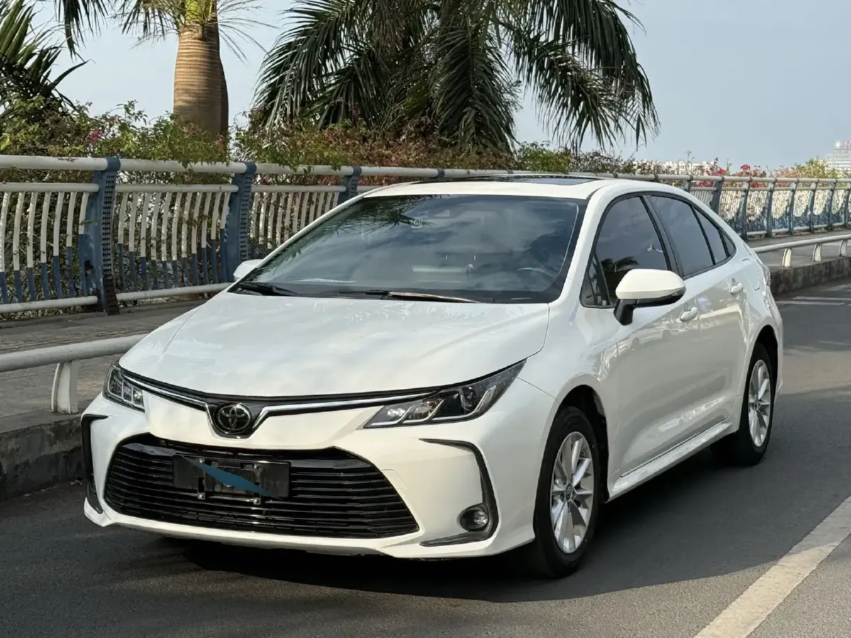 2019 Toyota Corolla 1.2T 116HP L4 CVT