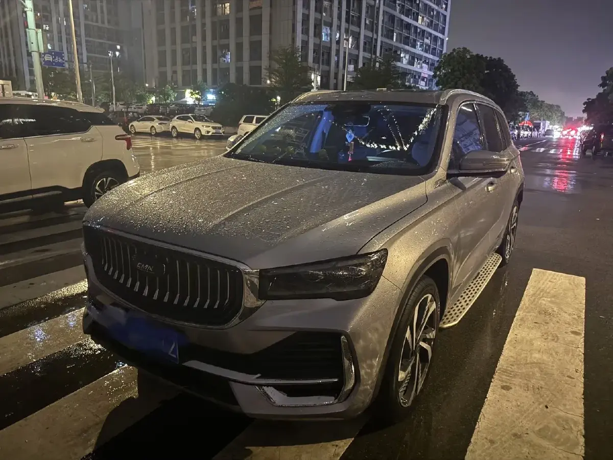 2023 Geely Monjaro 2.0T 238HP L4 8AT