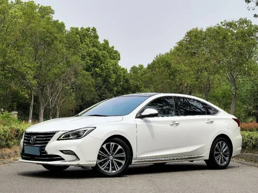 2018 ChangAn Raeton CC 1.5T 156HP L4 6AT