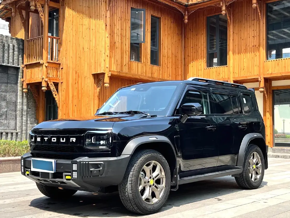 2023 Jetour Traveller 2.0T 254HP L4 8AT