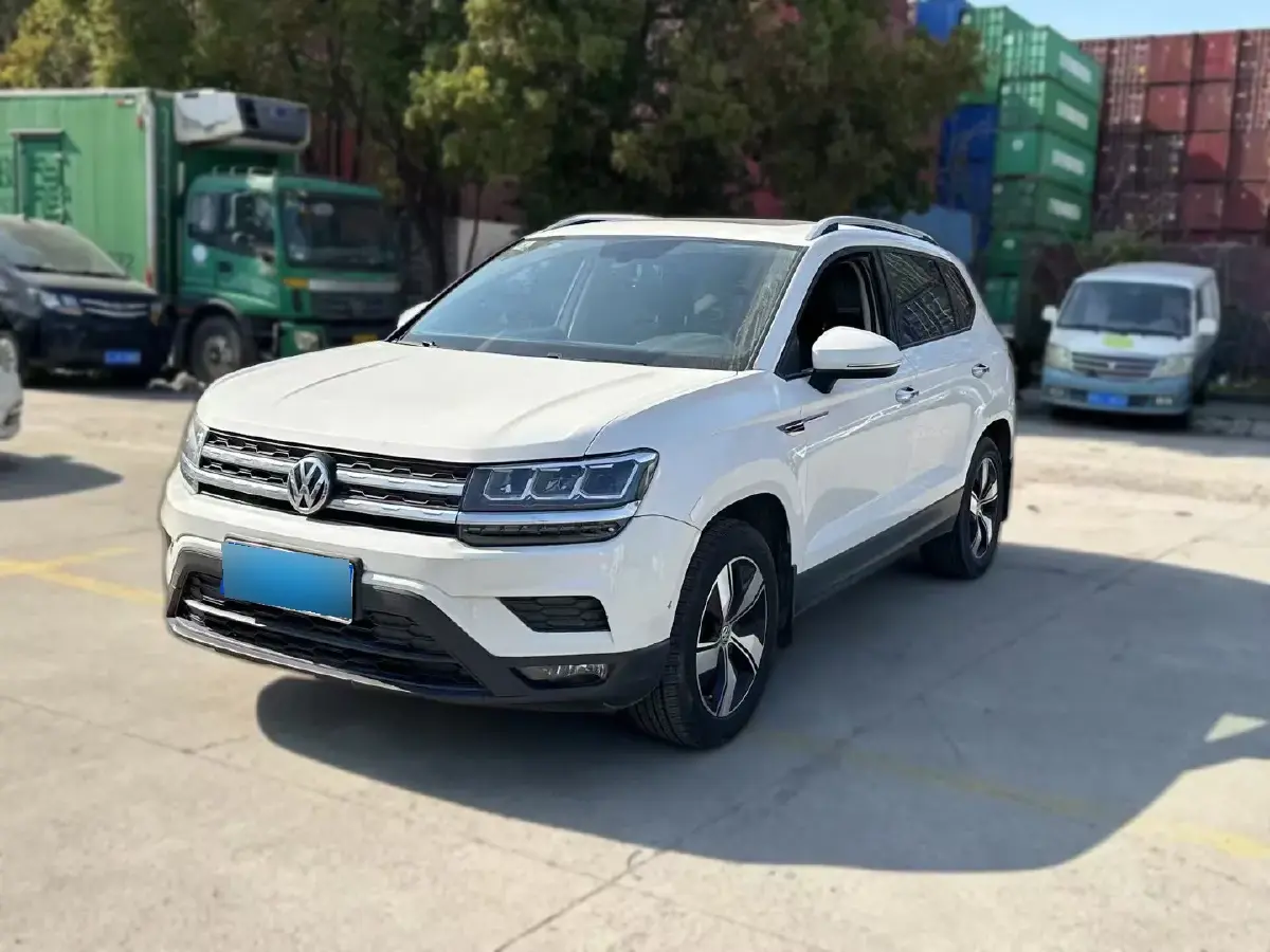 2019 Volkswagen Tharu 1.4T 150HP L4 7DCT