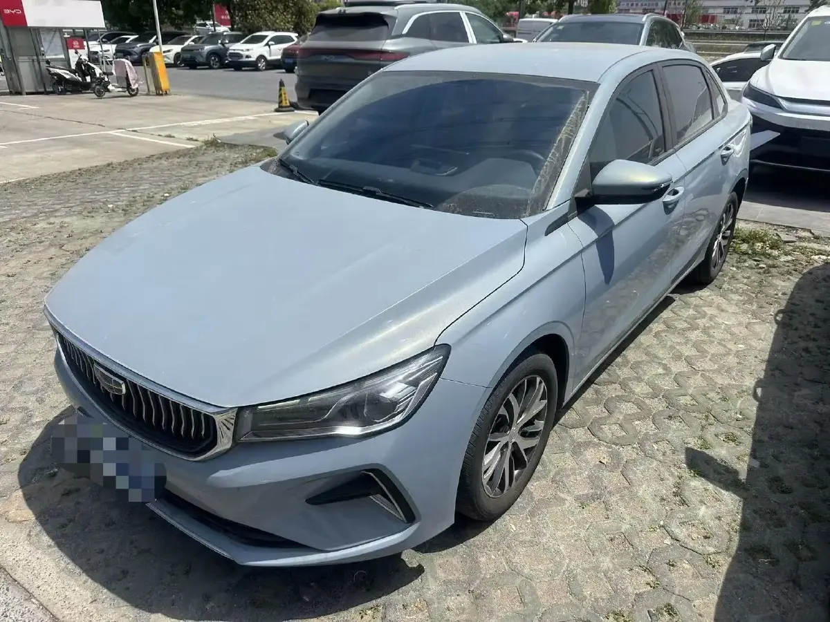 2022 Geely Emgrand 1.5L 114HP L4 5MT