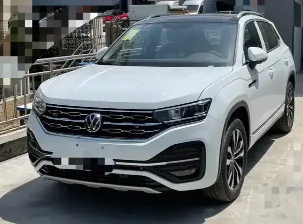 2022 Volkswagen Tayron 2.0T 220HP L4 7DCT