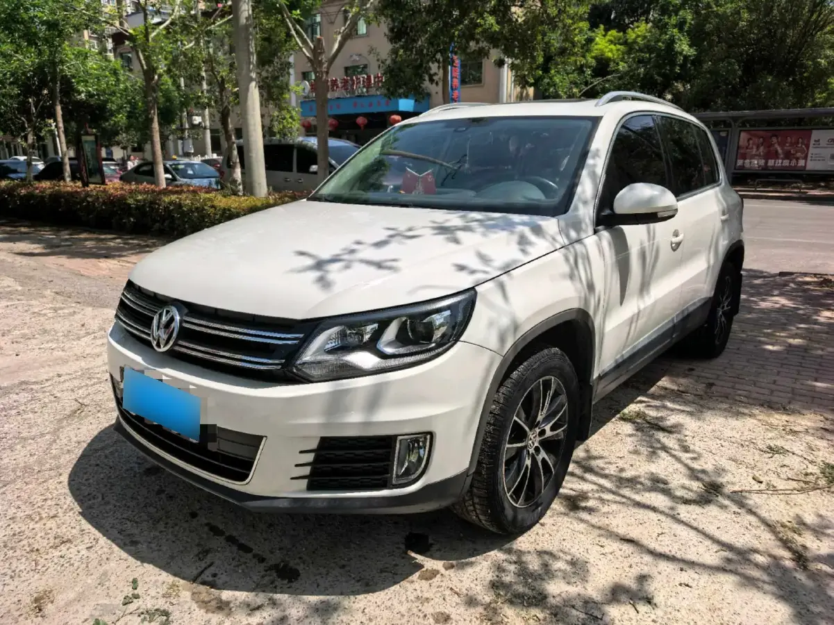2015 Volkswagen Tiguan 1.8T 160HP L4 6AT