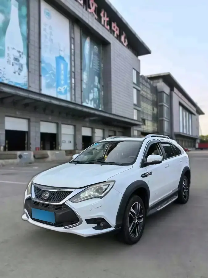 2015 BYD Tang 2.0T 205HP L4 6DCT PHEV