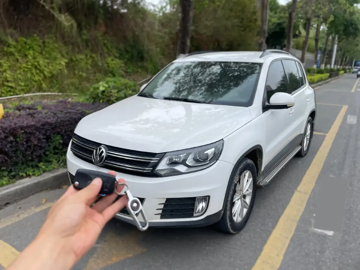 2015 Volkswagen Tiguan 1.8T 160HP L4 6AT