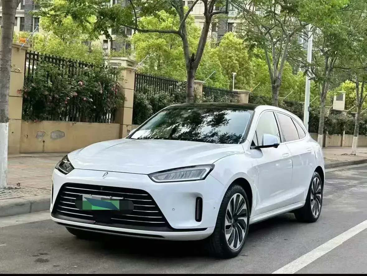 2022 HIMA AITO M5 Range Extended 125HP REEV 40KWH