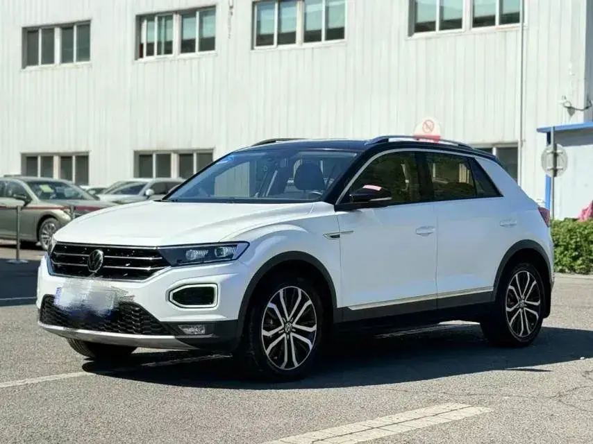 2021 Volkswagen T-Roc 1.4T 150HP L4 7DCT