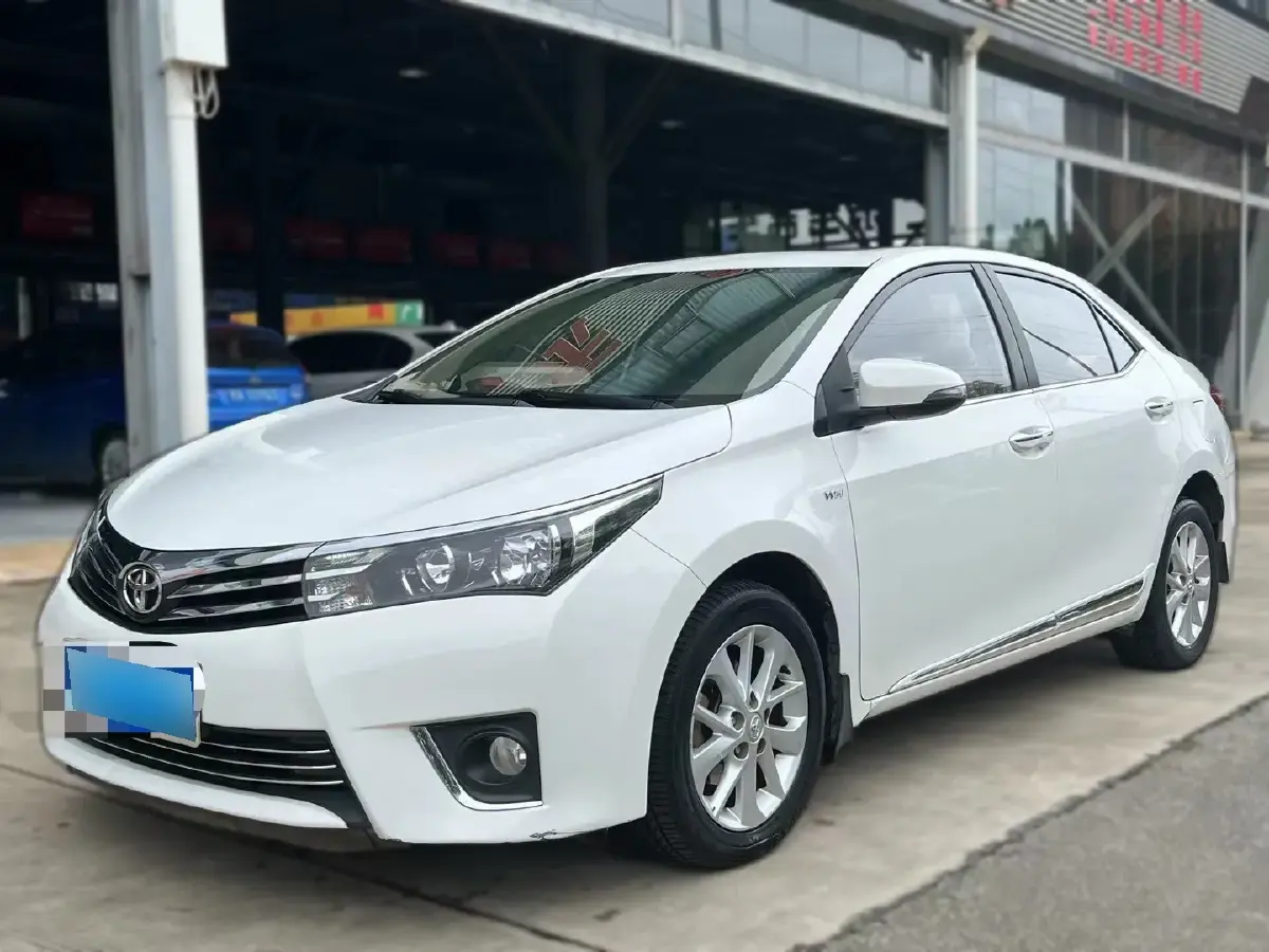 2014 Toyota Corolla 1.6L 122HP L4 CVT
