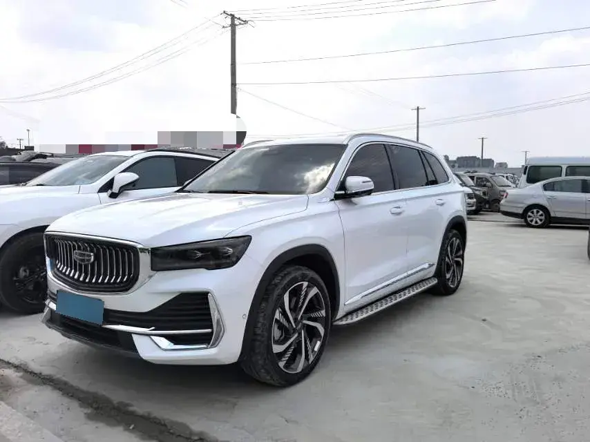 2021 Geely Monjaro 2.0T 238HP L4 8AT