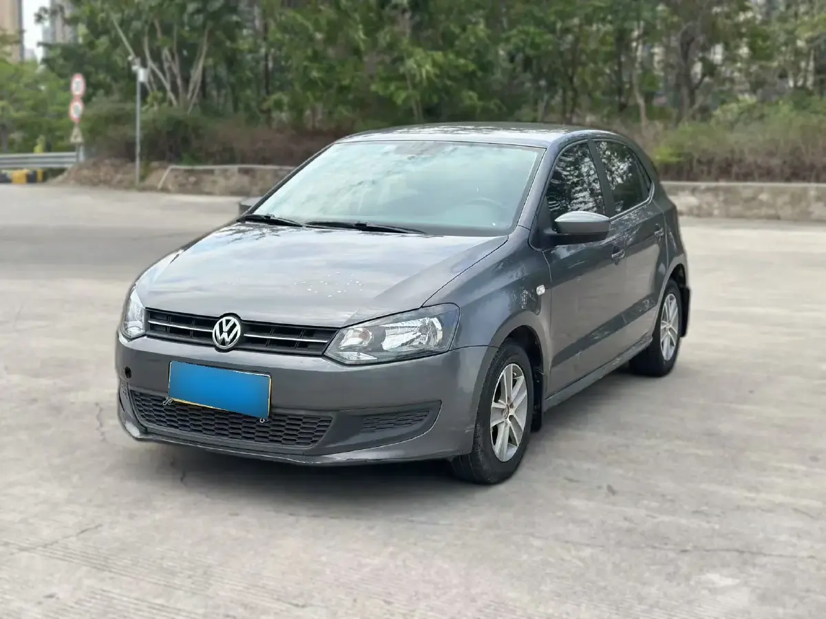 2011 Volkswagen Polo 1.4L 86HP L4 5MT